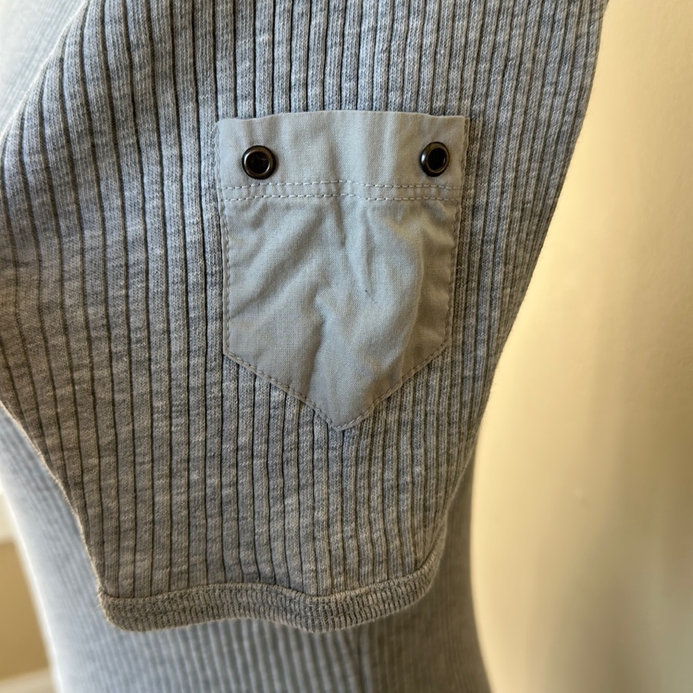Ralph Lauren Polo Jeans Ribbed Tee with Pocket on Sleeve - Picture 8 of 13